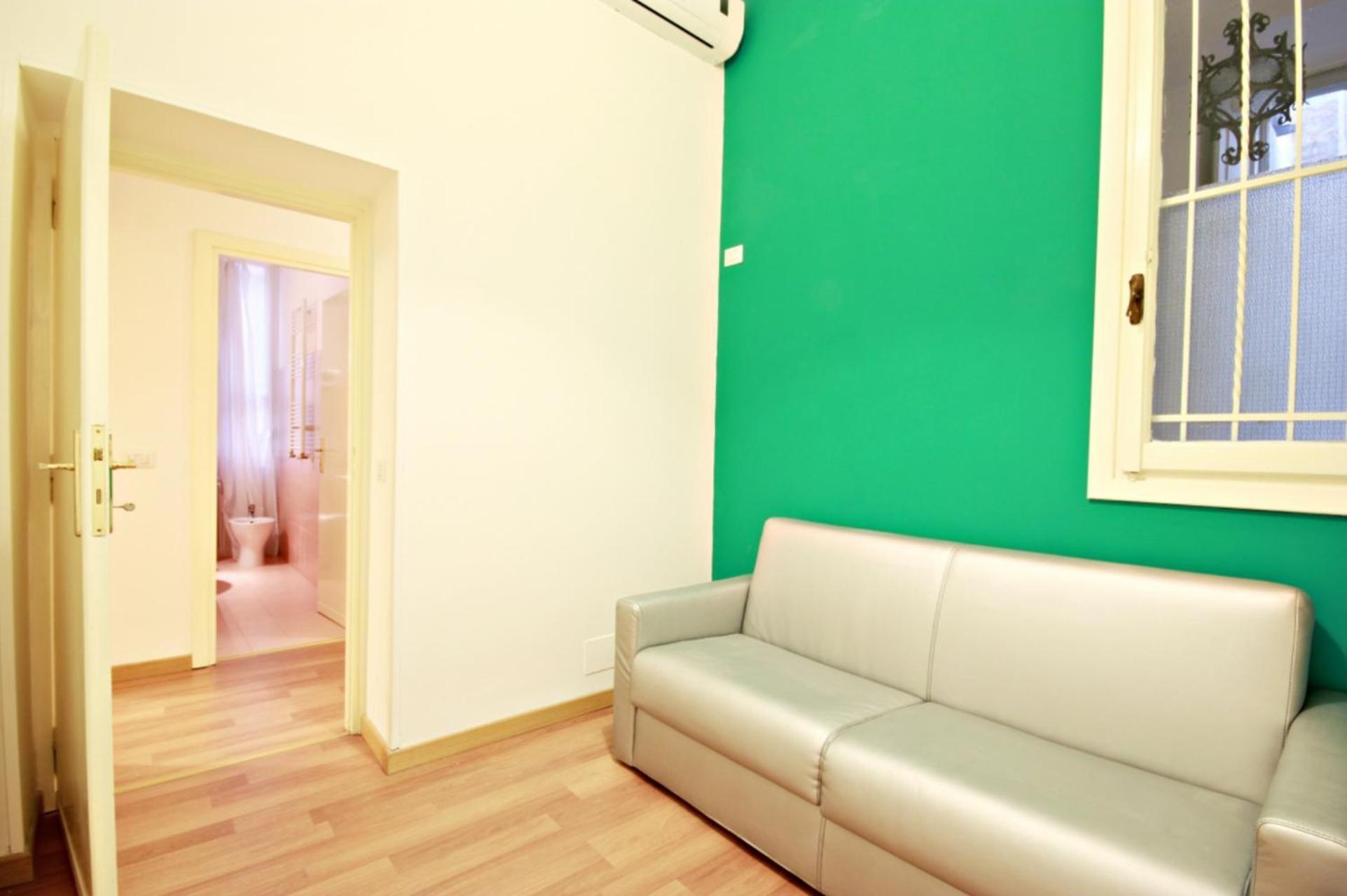 Colosseum - Big And Comfortable Apartment Roma Esterno foto